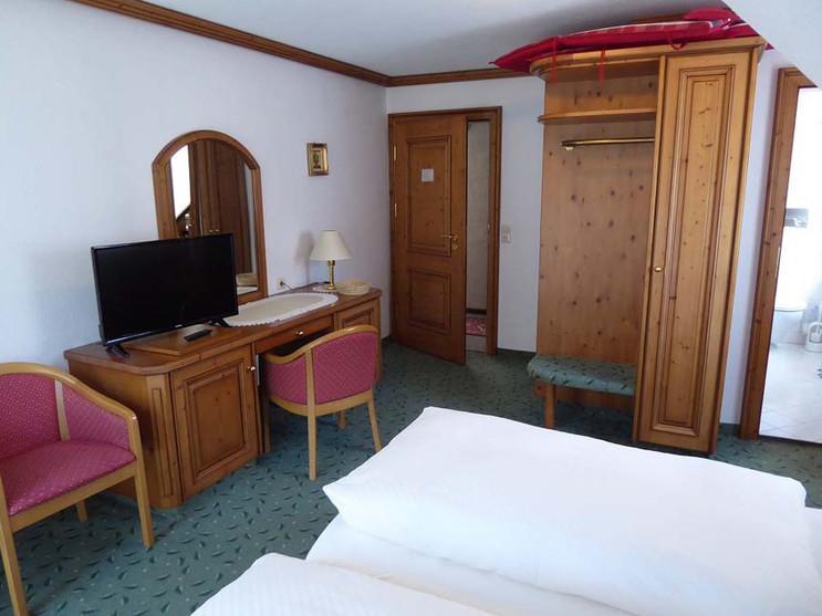 Decker'S Bio Hotel Zum Lamm Baiersbronn Exterior photo